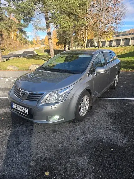 Toyota Avensis 2011 photo 4
