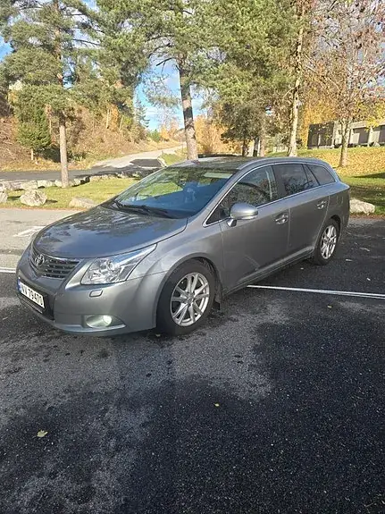 Toyota Avensis 2011 photo 5