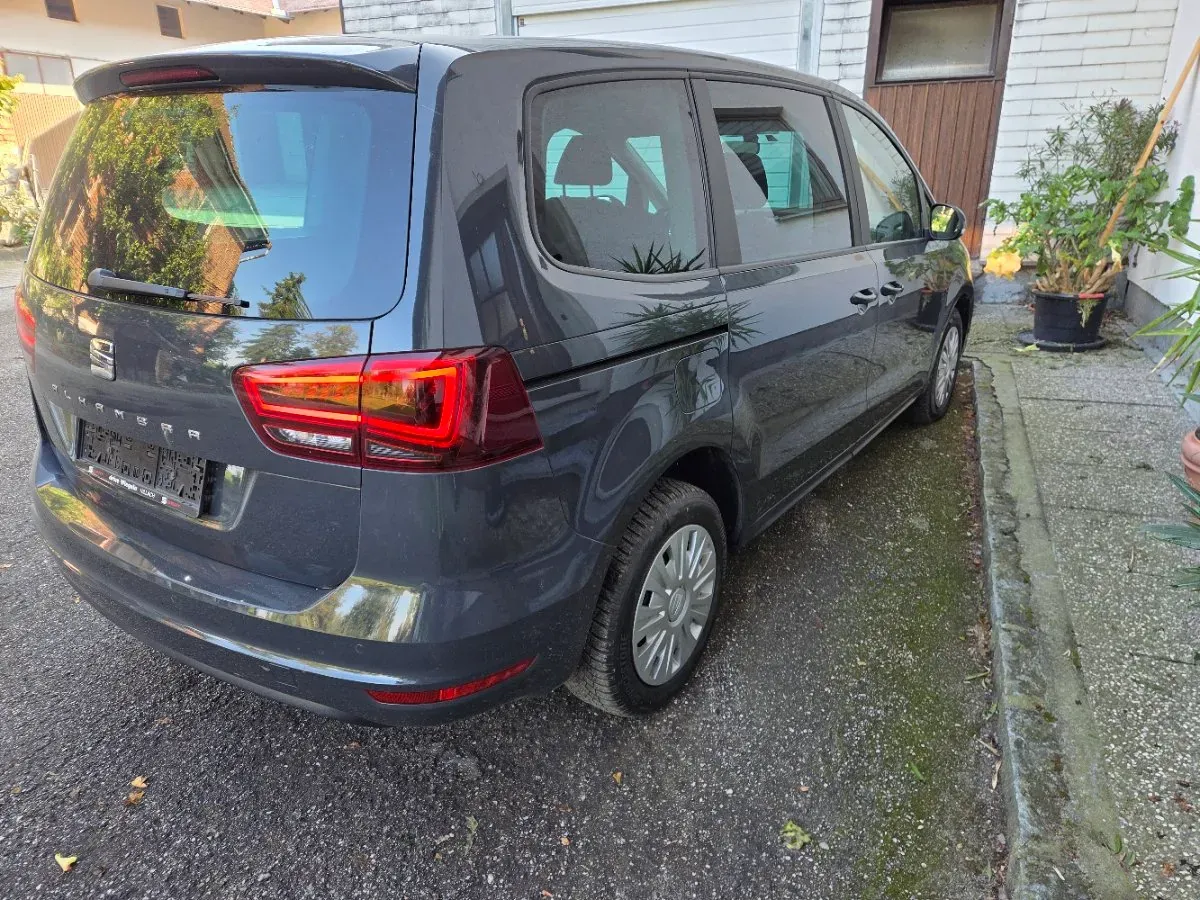 Seat Alhambra 2017 photo 2