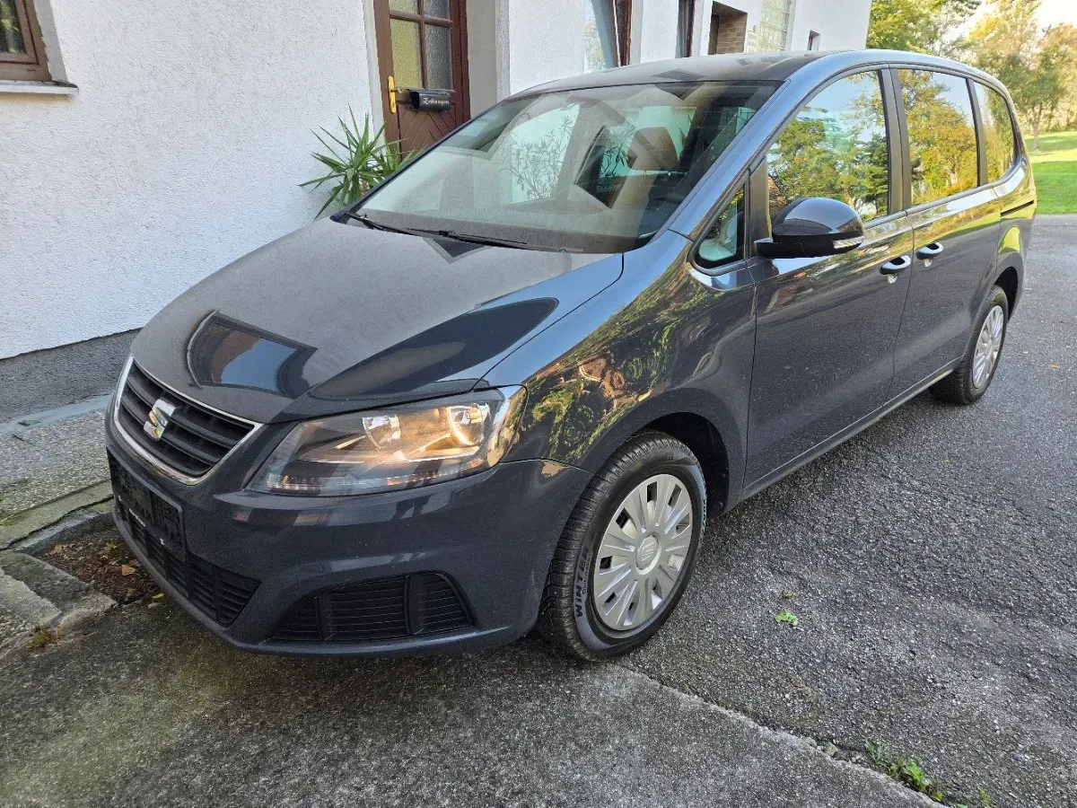 Seat Alhambra 2017 photo 3