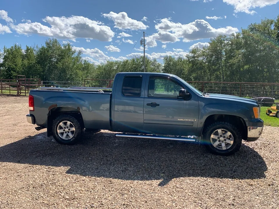 GMC Sierra 1500 2008 photo 2