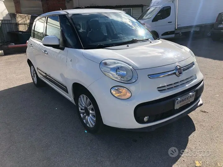 Fiat 500L 2016 photo 2