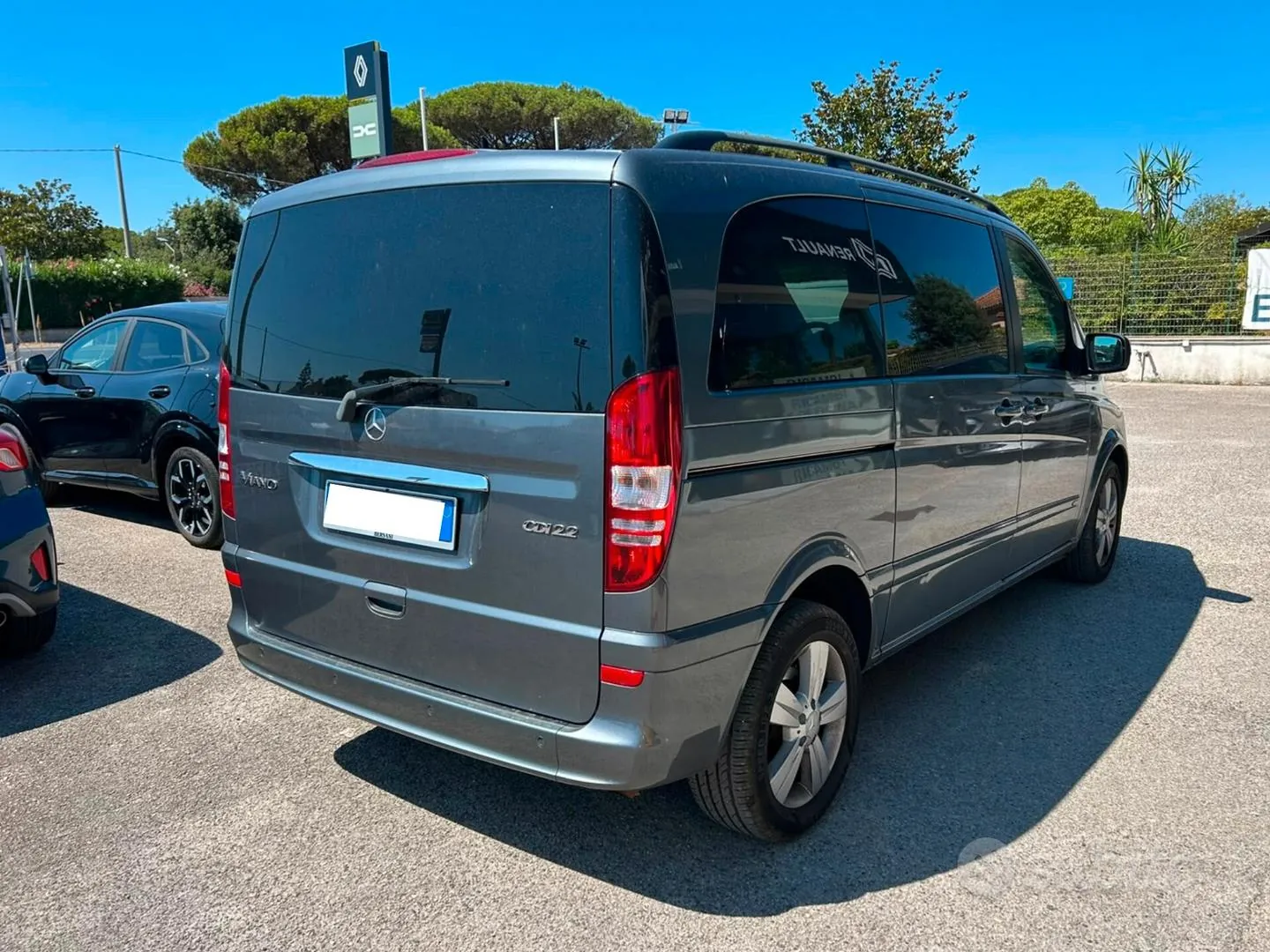 Mercedes-Benz Viano 2014 photo 4
