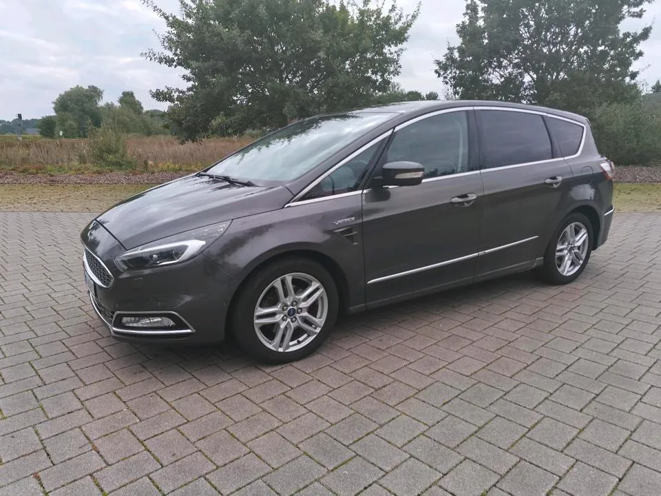 Ford S-Max Vignale