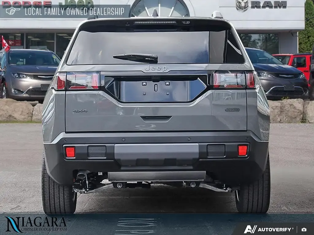 Jeep Cherokee 2026 photo 5