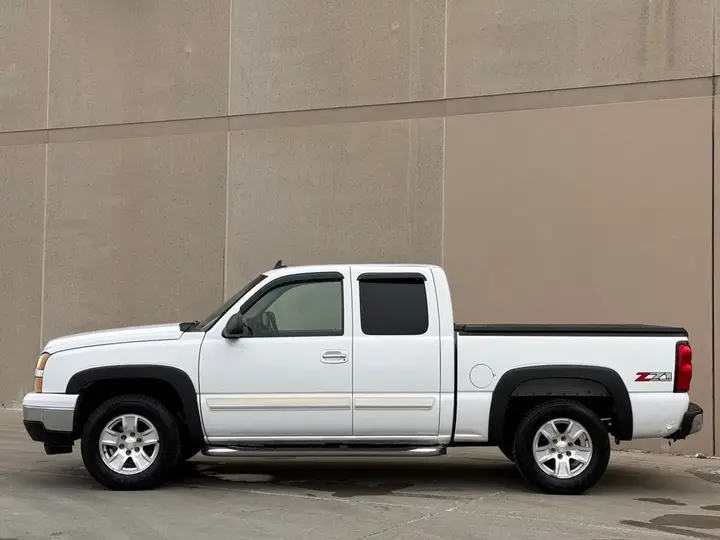 Chevrolet Silverado 1500 2007 photo 2