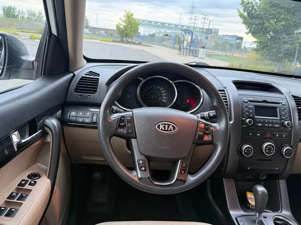 Kia Sorento 2011 photo 5