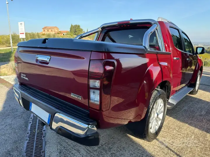 Isuzu D-Max 2021 photo 5
