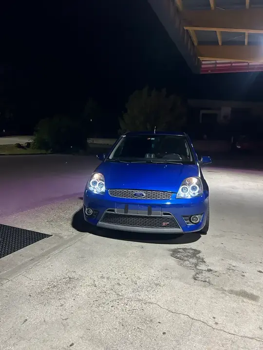Ford Fiesta 2007 photo 2