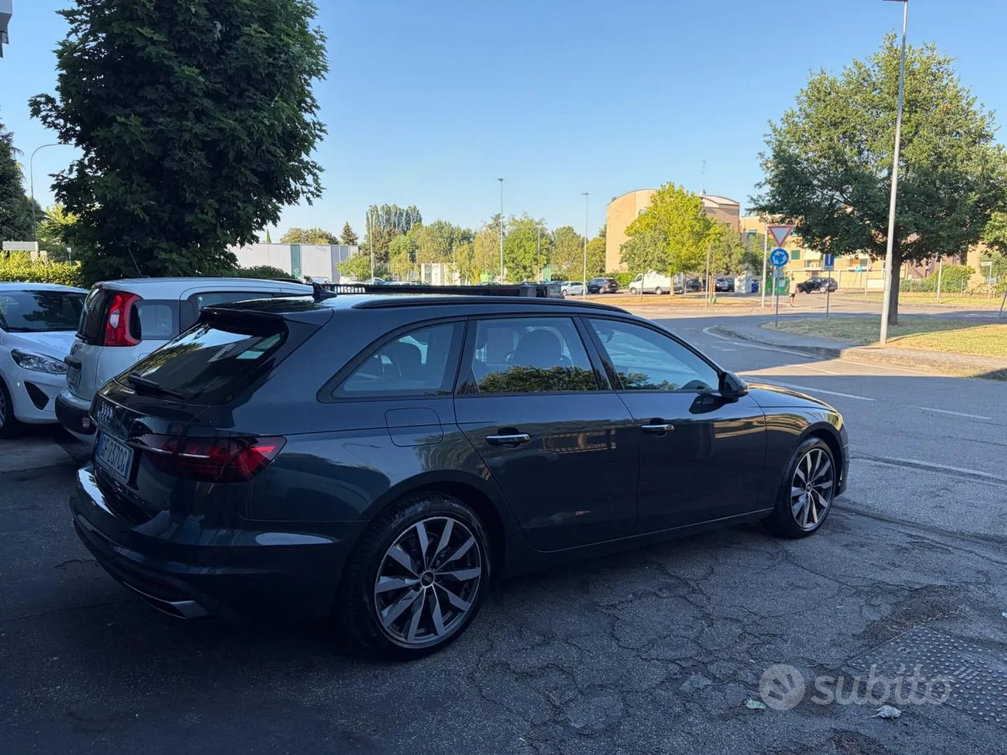 Audi A4 Avant 2021 photo 4