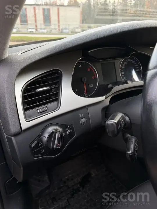 Audi A4 2008 photo 5