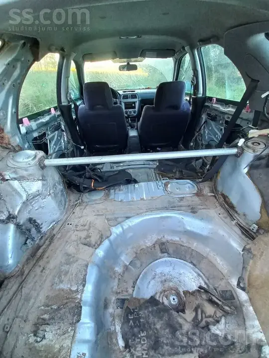 Subaru Impreza 2002 photo 3