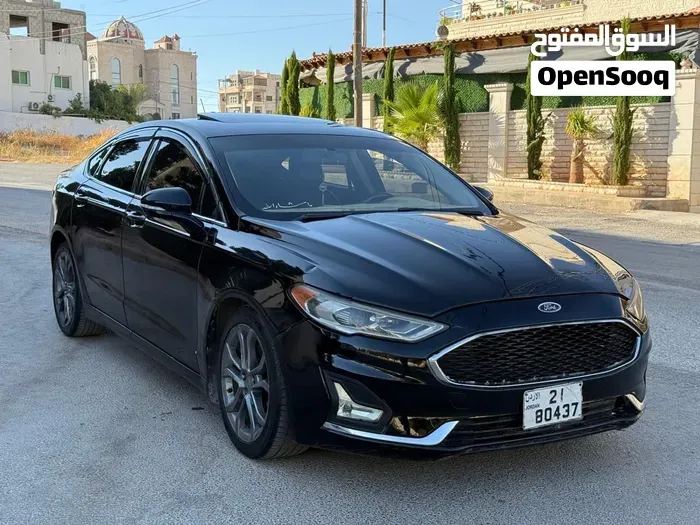 Ford Fusion 2018 photo 2