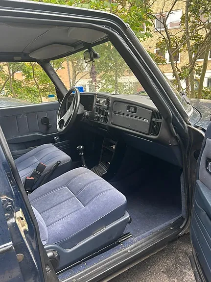 Saab 900 1990 photo 3