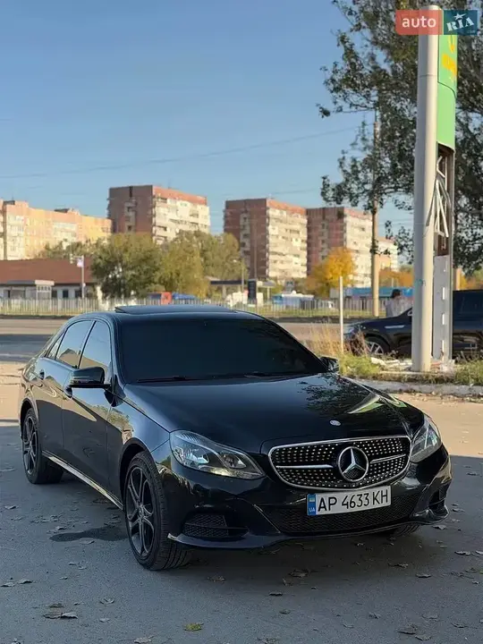 Mercedes-Benz E-Class 2015 photo 3