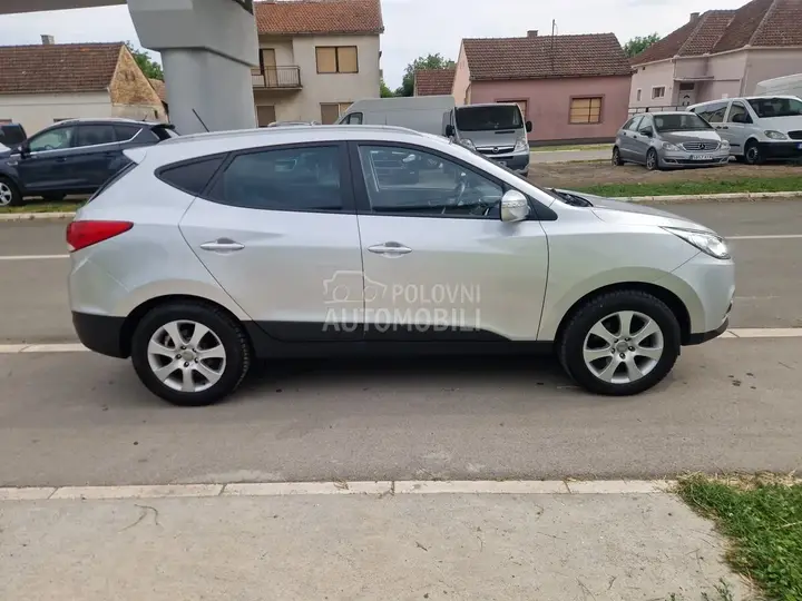 Hyundai Ix35 2012 photo 4