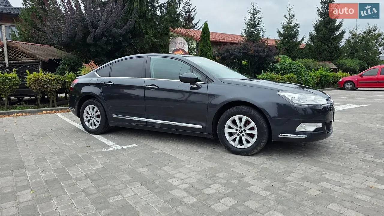 Citroen C5 2013 photo 2