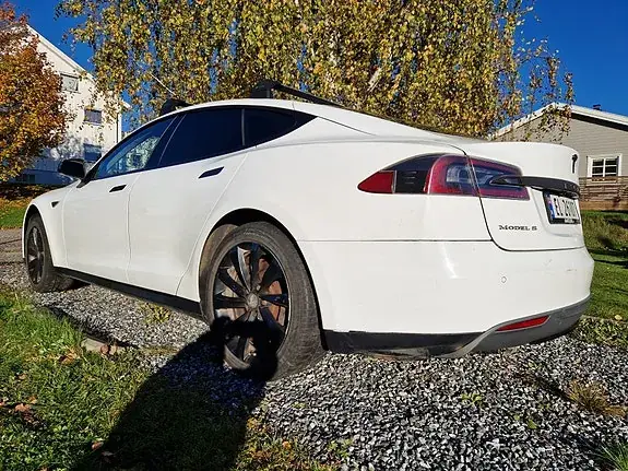 Tesla Model S 2013 photo 5