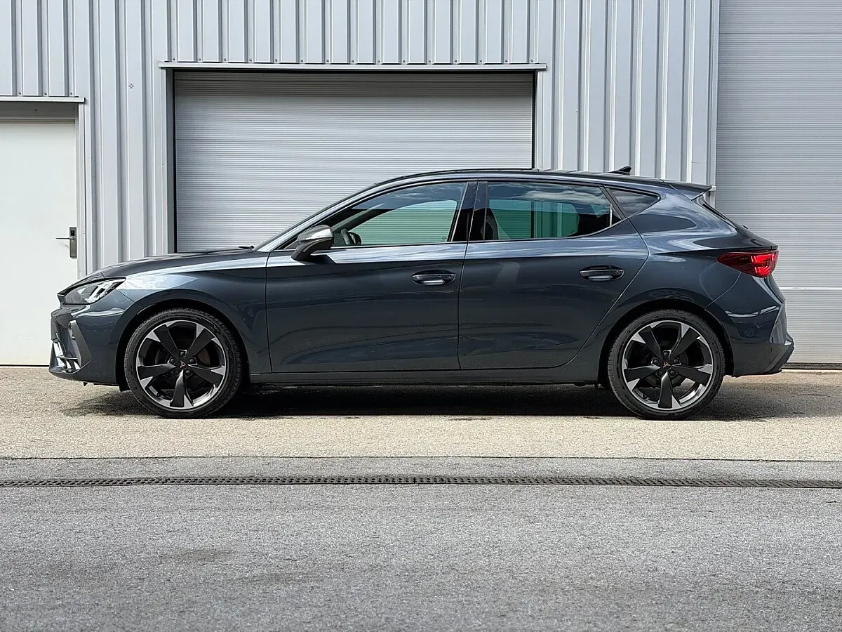Cupra Leon 2025 photo 3