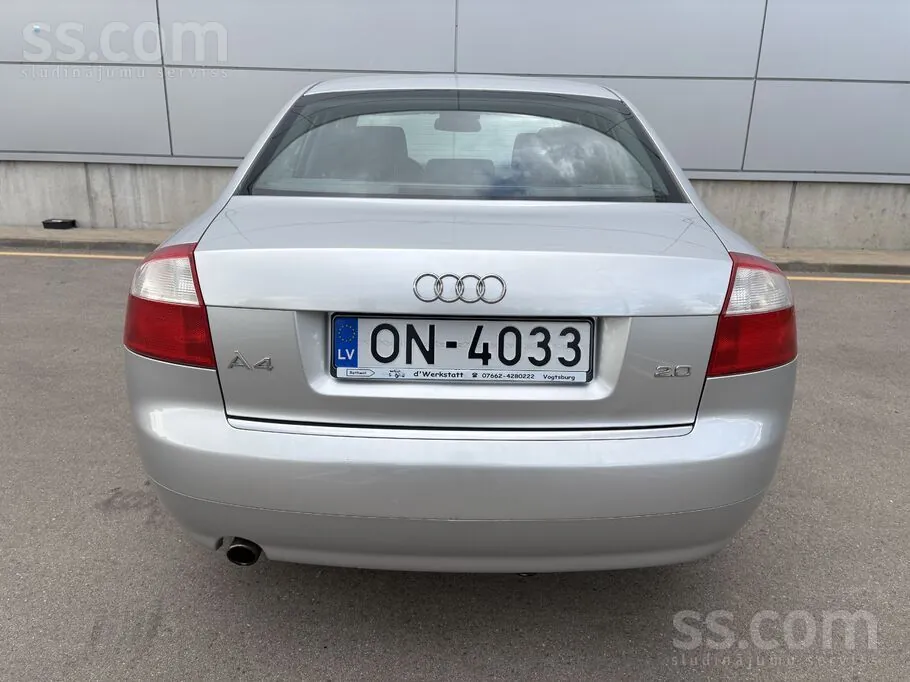 Audi A4 2004 photo 5
