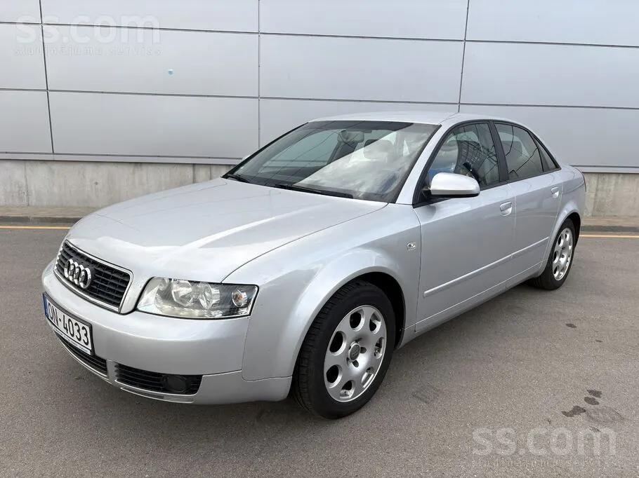 Audi A4 2004 photo 3