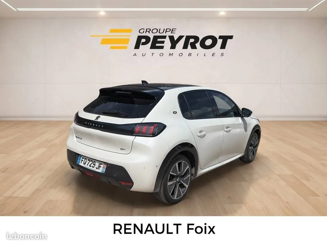 Peugeot 208 2020 photo 5