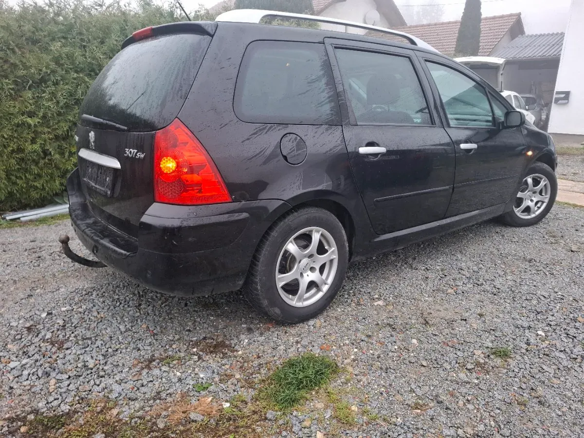 Peugeot 307 2008 photo 2