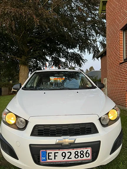 Chevrolet Aveo 2013 photo 2