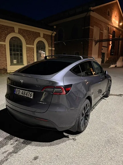 Tesla Model Y 2021 photo 4
