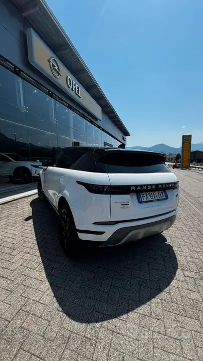 Land Rover Evoque 2019 photo 4