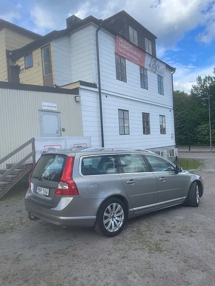 Volvo V70 2009 photo 4