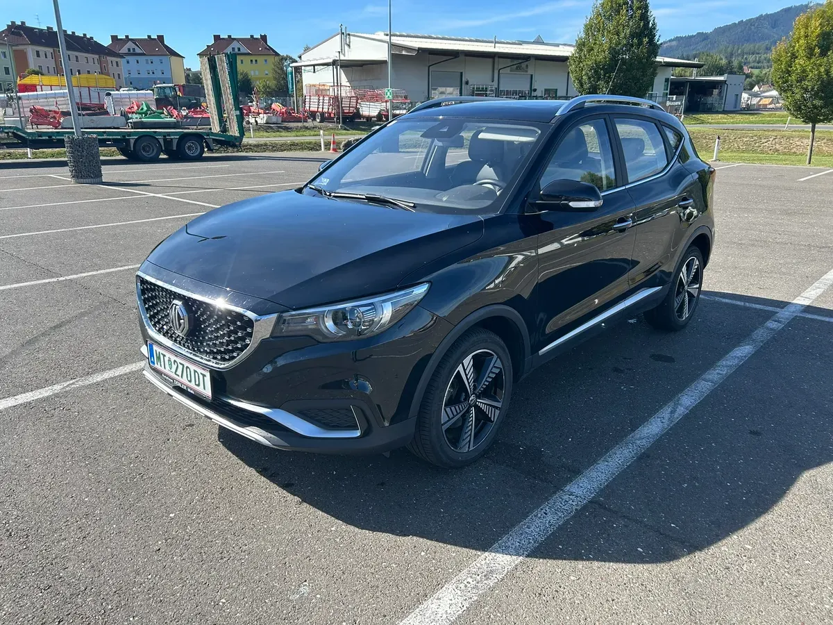 MG Zs Ev 2021 photo 3