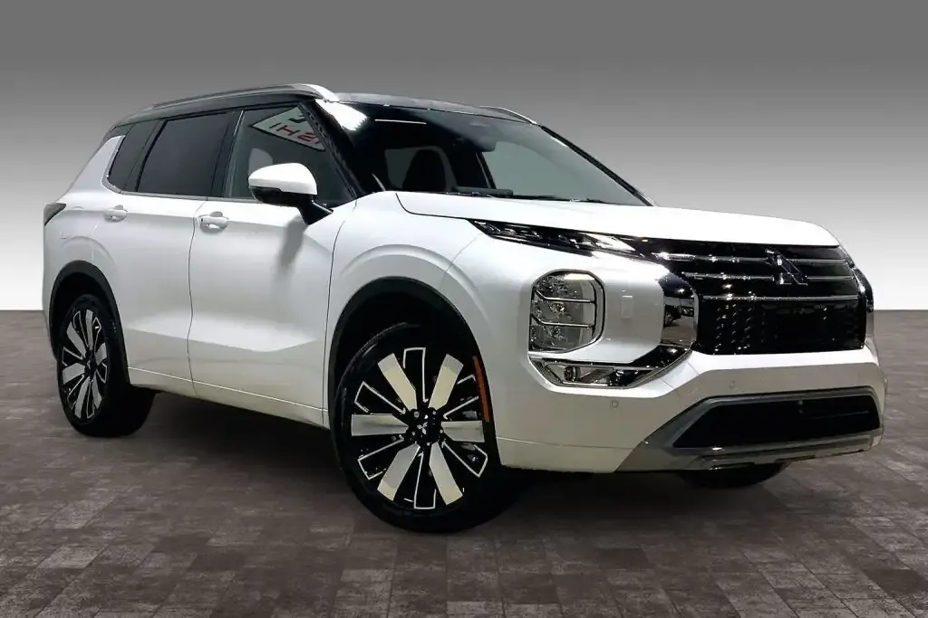 Mitsubishi Outlander 2026 photo 2