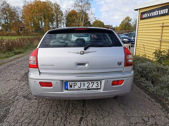 Chrysler 300C 2005 photo 5