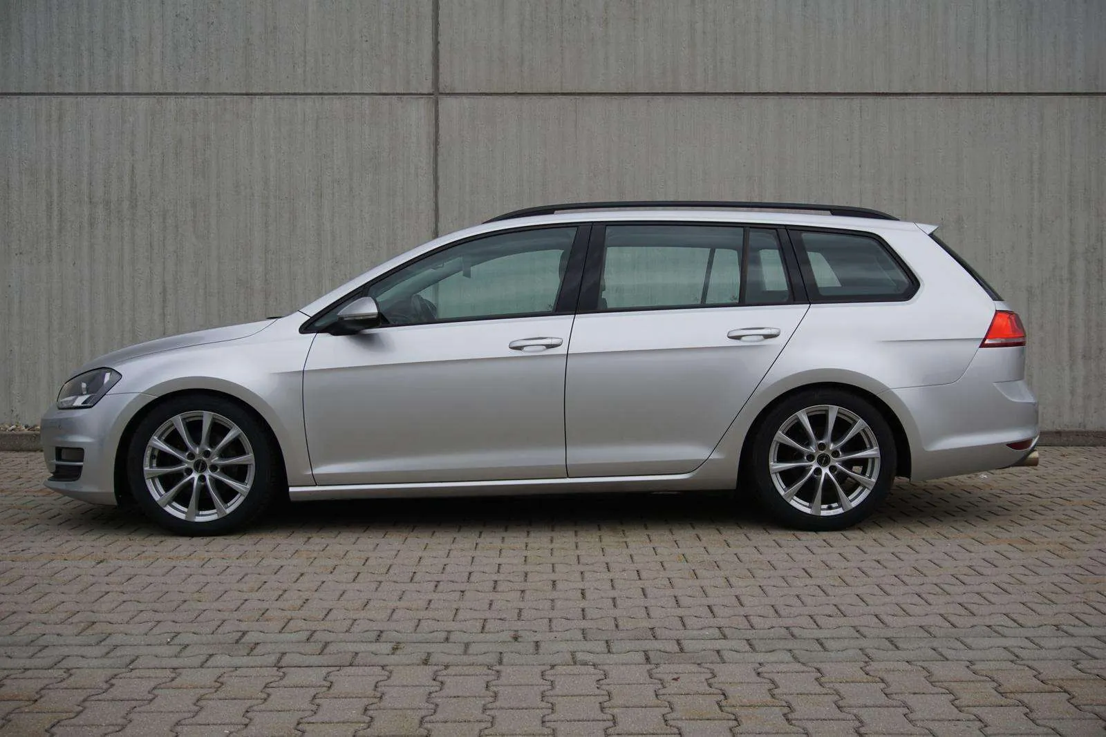 Volkswagen Golf 2014 photo 2