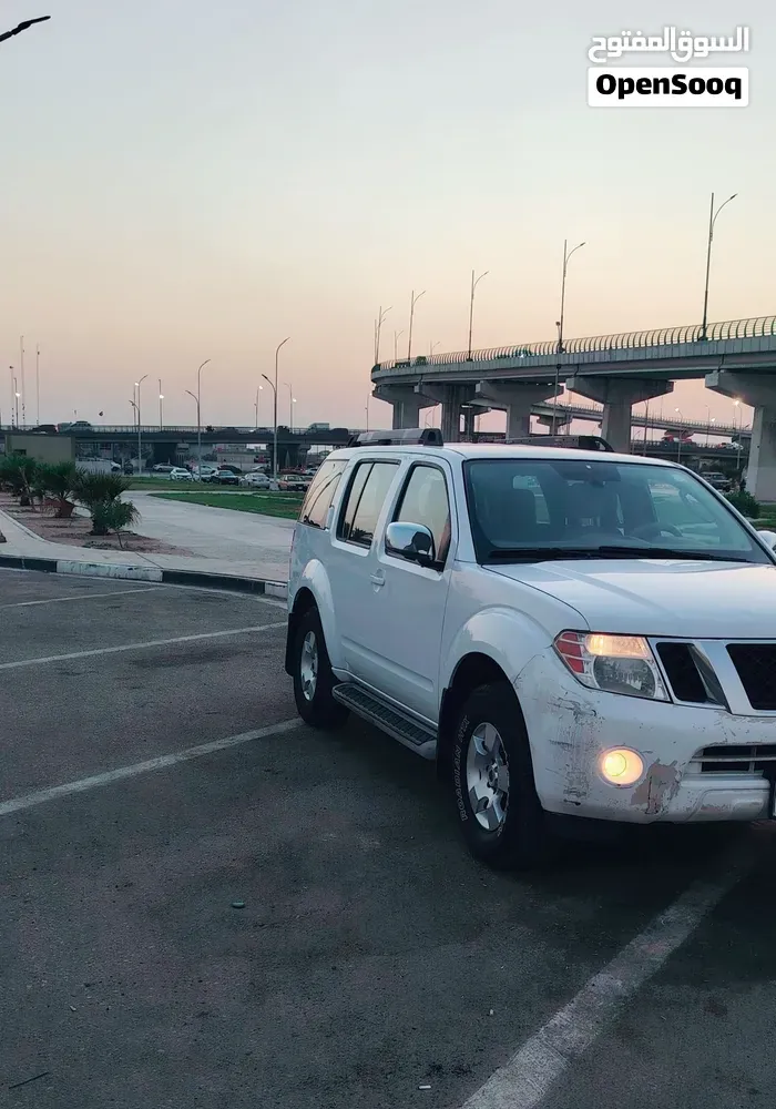 Nissan Pathfinder 2012 photo 3