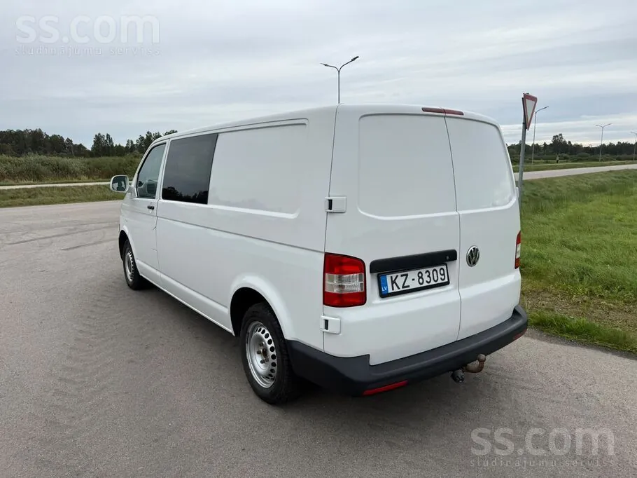 Volkswagen T5 2012 photo 5