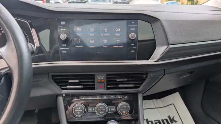 Volkswagen Jetta 2019 photo 5