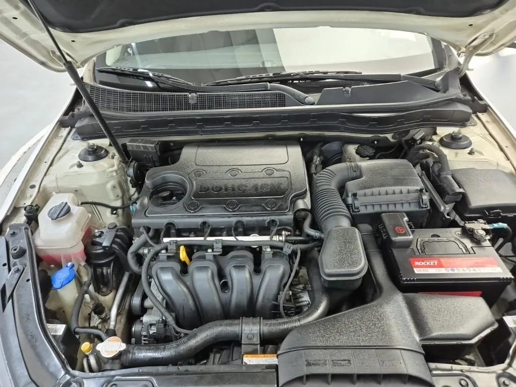 Kia K5 2011 photo 5