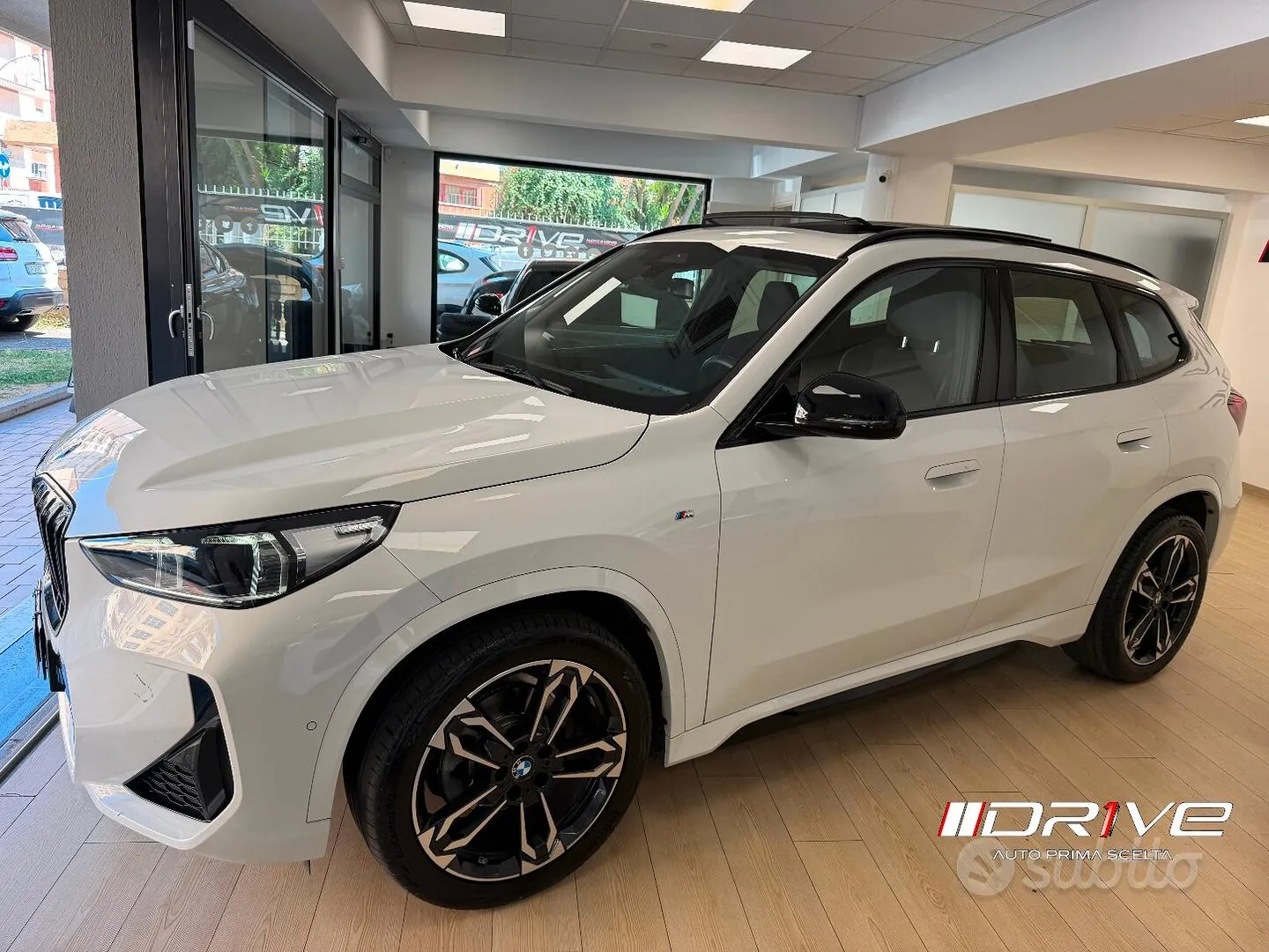 BMW X1 2023 photo 3