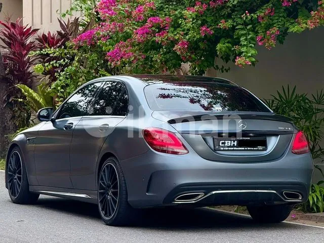 Mercedes-Benz C200 2019 photo 4