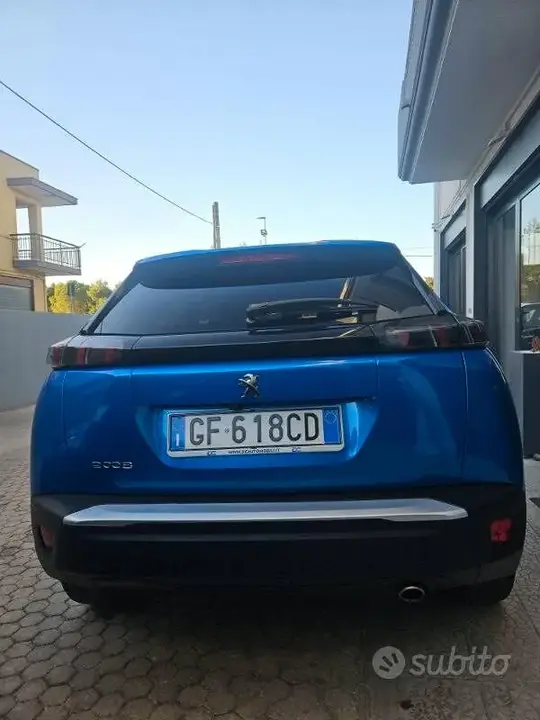 Peugeot 2008 2021 photo 3