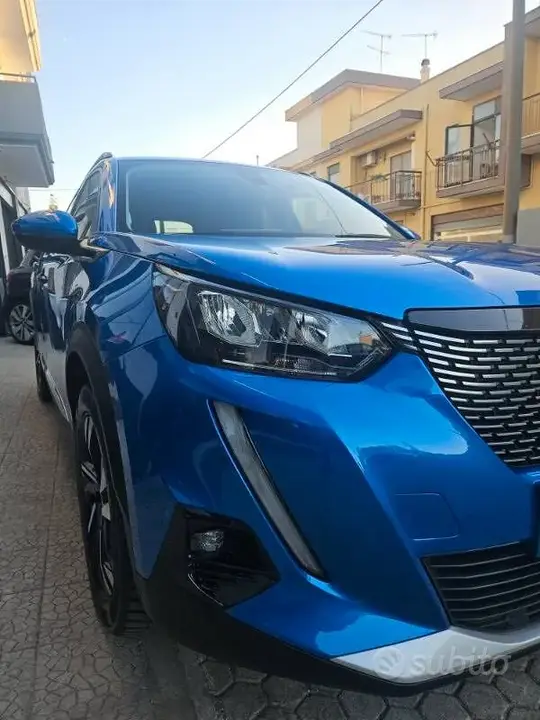 Peugeot 2008 2021 photo 4