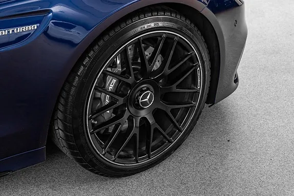 Mercedes-Benz C63 2016 photo 3