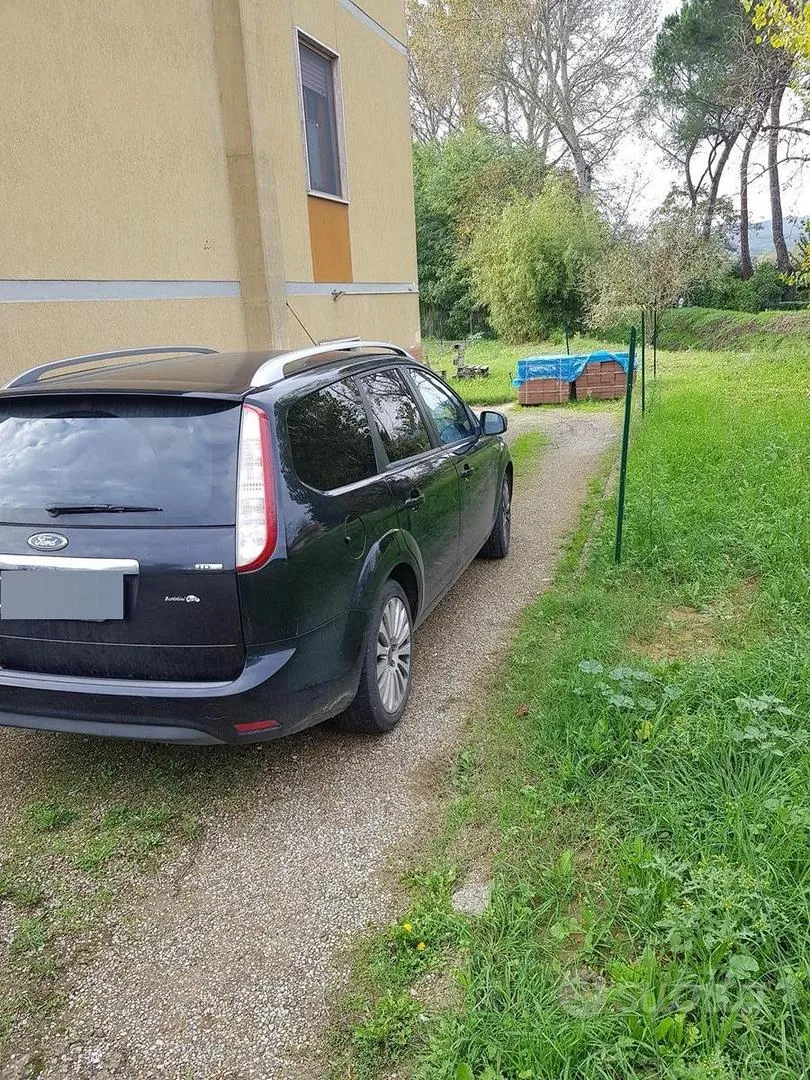 Ford Focus 2008 photo 3