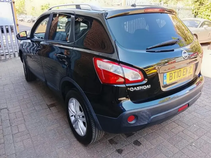 Nissan Qashqai 2010 photo 3