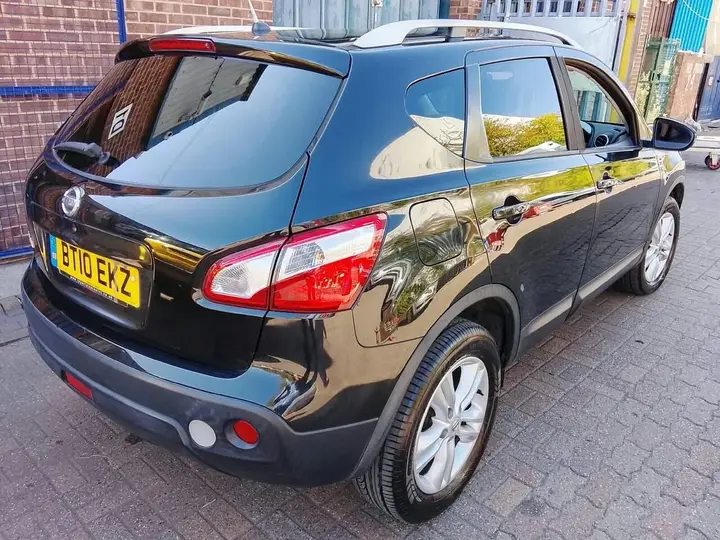 Nissan Qashqai 2010 photo 4