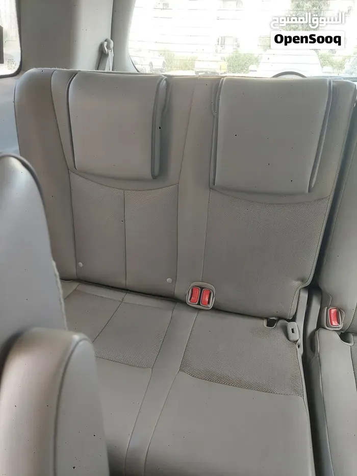 Nissan Quest 2013 photo 2
