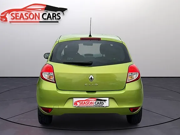 Renault Clio 2010 photo 5