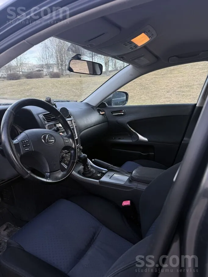 Lexus Is 2007 photo 4